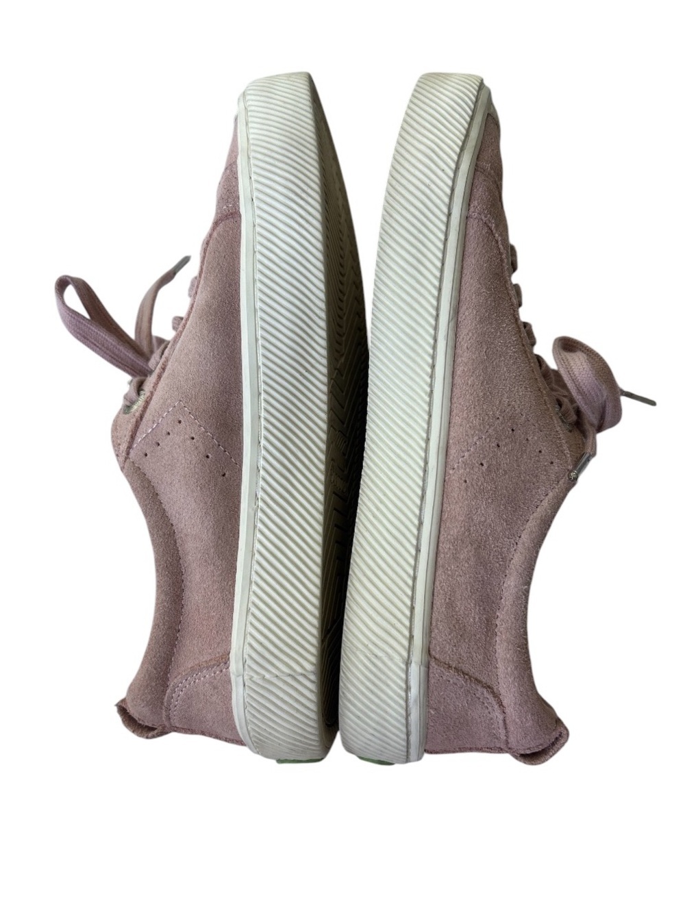 Cariuma Women's Dusty Pink Suede Low-Top Sneakers - Picture 7 of 9